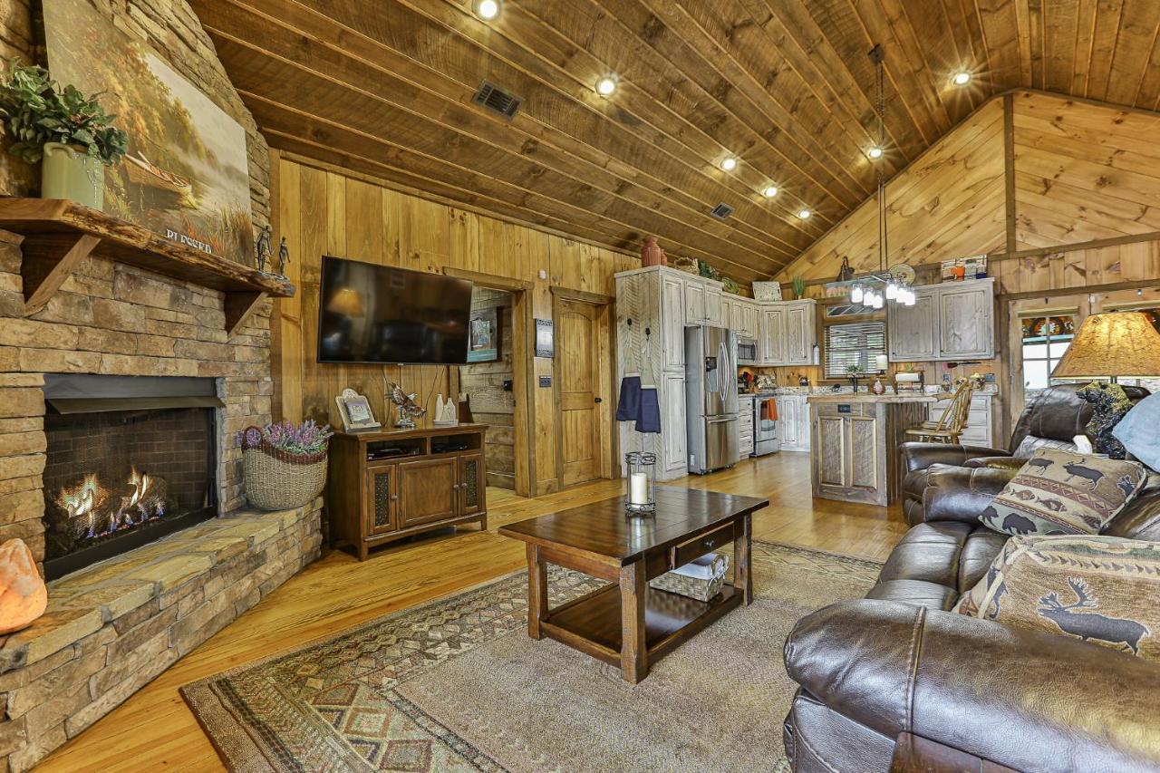 Eagles Crest - Long Range Layered Mountain Views In Peaceful Neighborhood! Mineral Bluff Exterior foto